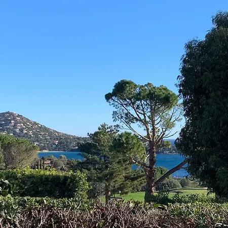 French Days Cap Esterel Fh007 Jardin Privatif Et Cloture ,vue Mer,piscines , Parking Couvert,coup De Coeur Apartment Saint-Raphael (Var)