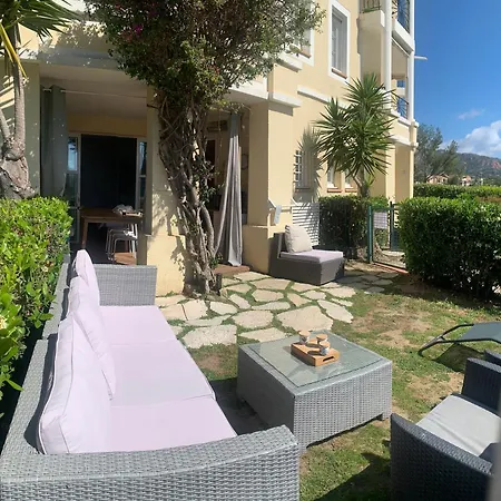 Jardin Clos Sur La ,parking -piscine Premium Appartement 3*
