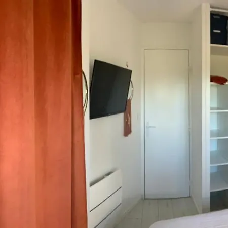 Apartment French Days Cap Esterel Fh007 Jardin Privatif Et Cloture ,vue Mer,piscines , Parking Couvert,coup De Coeur