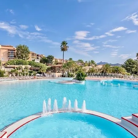 Jardin Clos Sur La ,parking -piscine Premium Apartamento